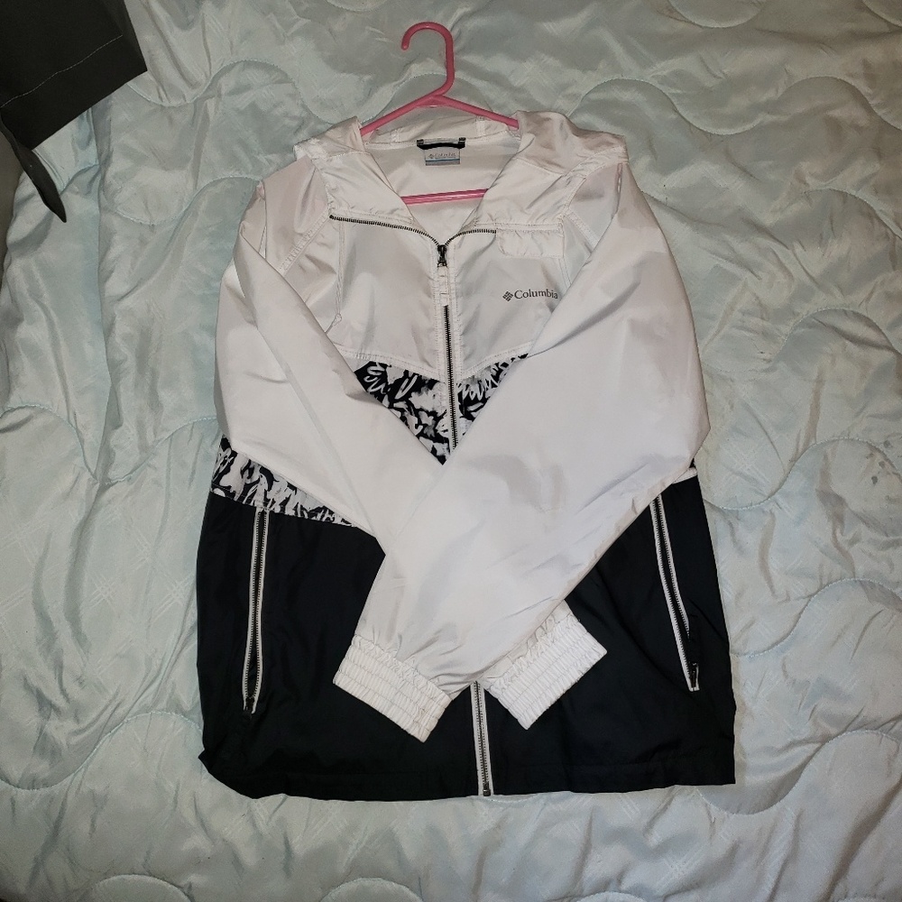 Columbia windbreaker
